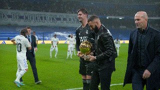 1666476338296022775.gif 动画 (4388).gif